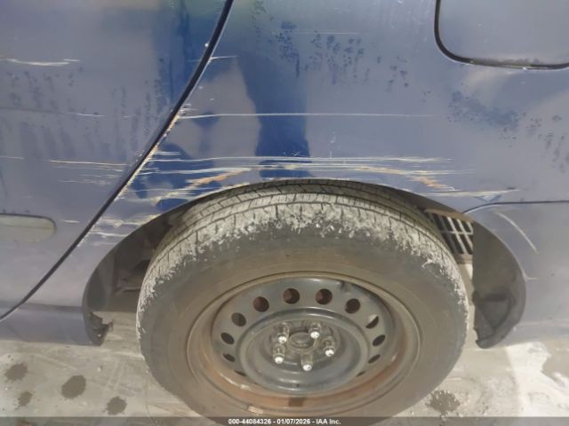 Toyota Corolla Ce Image 7